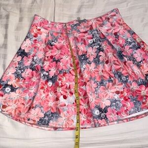 Bethany Mota Aeropostale floral skirt grey gray pink thick fabric
